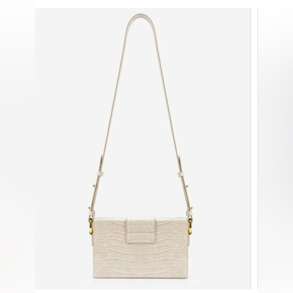 JW PEl Ivory Croc Grace
Box Bag NWOT Contemporary, Elegant, Simplicity, Chic - Picture 5 of 17